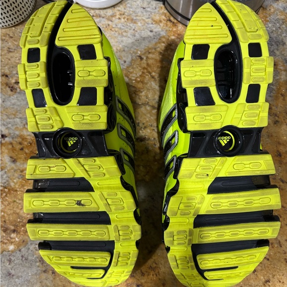 Adidas a3 size 7 - Picture 9 of 9